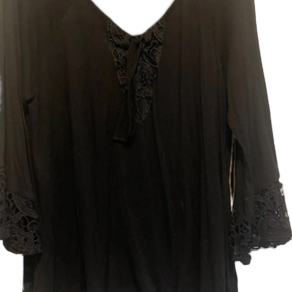 NWT Cable & Gauge XL Black Knit Soft Lace Top Peasant Blouse Macy’s $50 - Picture 8 of 8